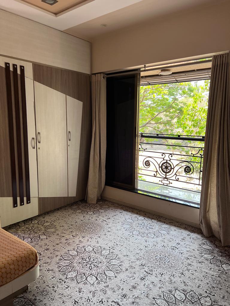 2 BHK Fully Furnished in Chrysalis , Juhu